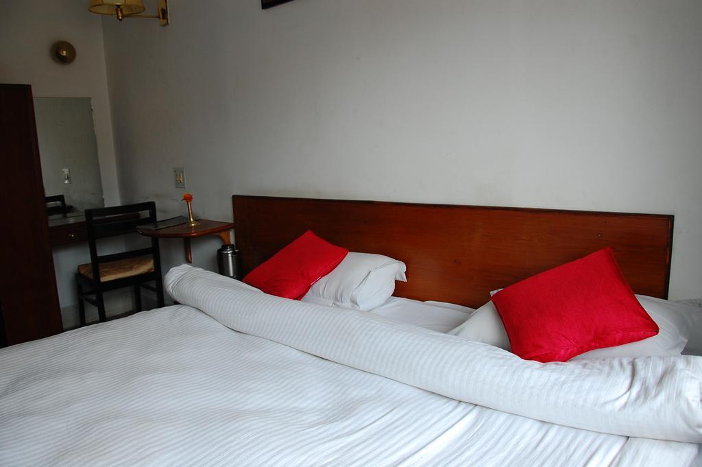 Hotel Mandap Kathmandu Room photo