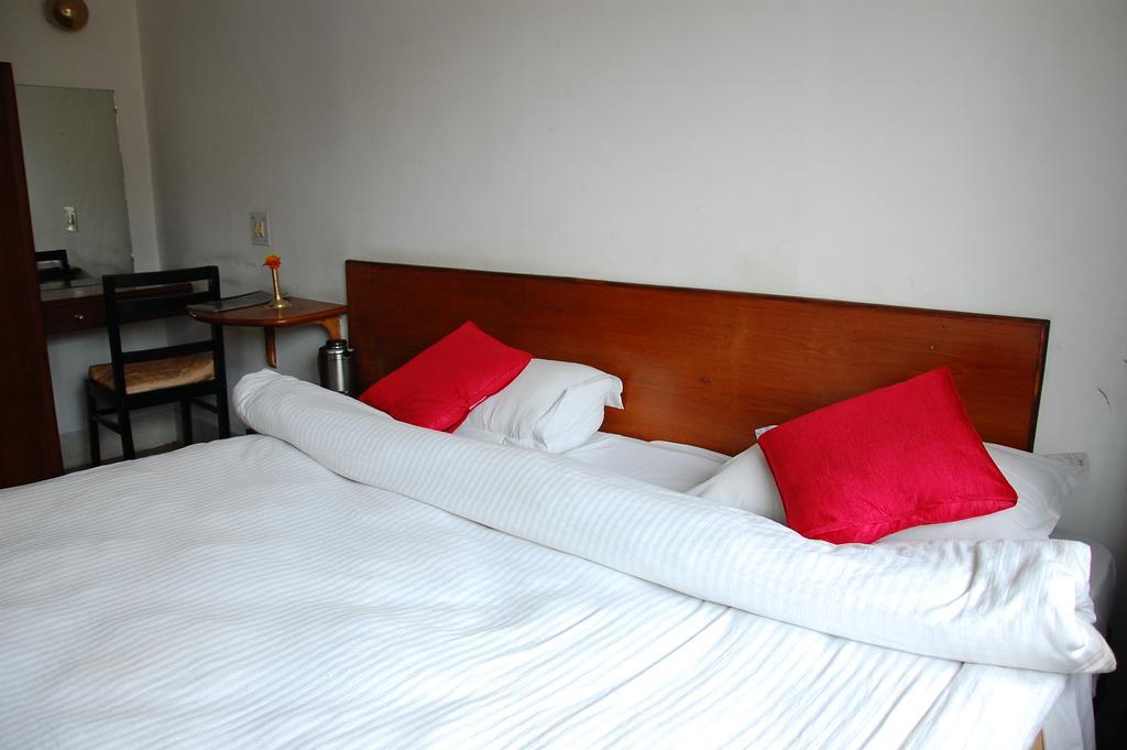 Hotel Mandap Kathmandu Room photo