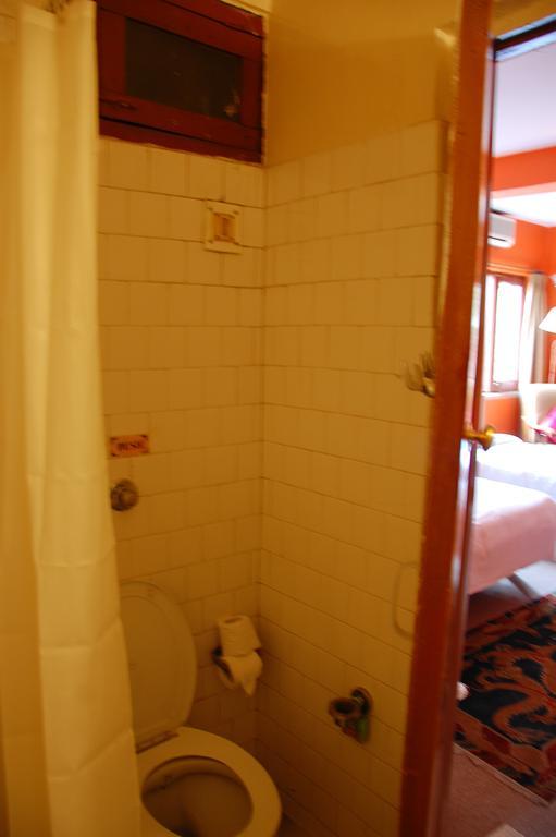 Hotel Mandap Kathmandu Room photo